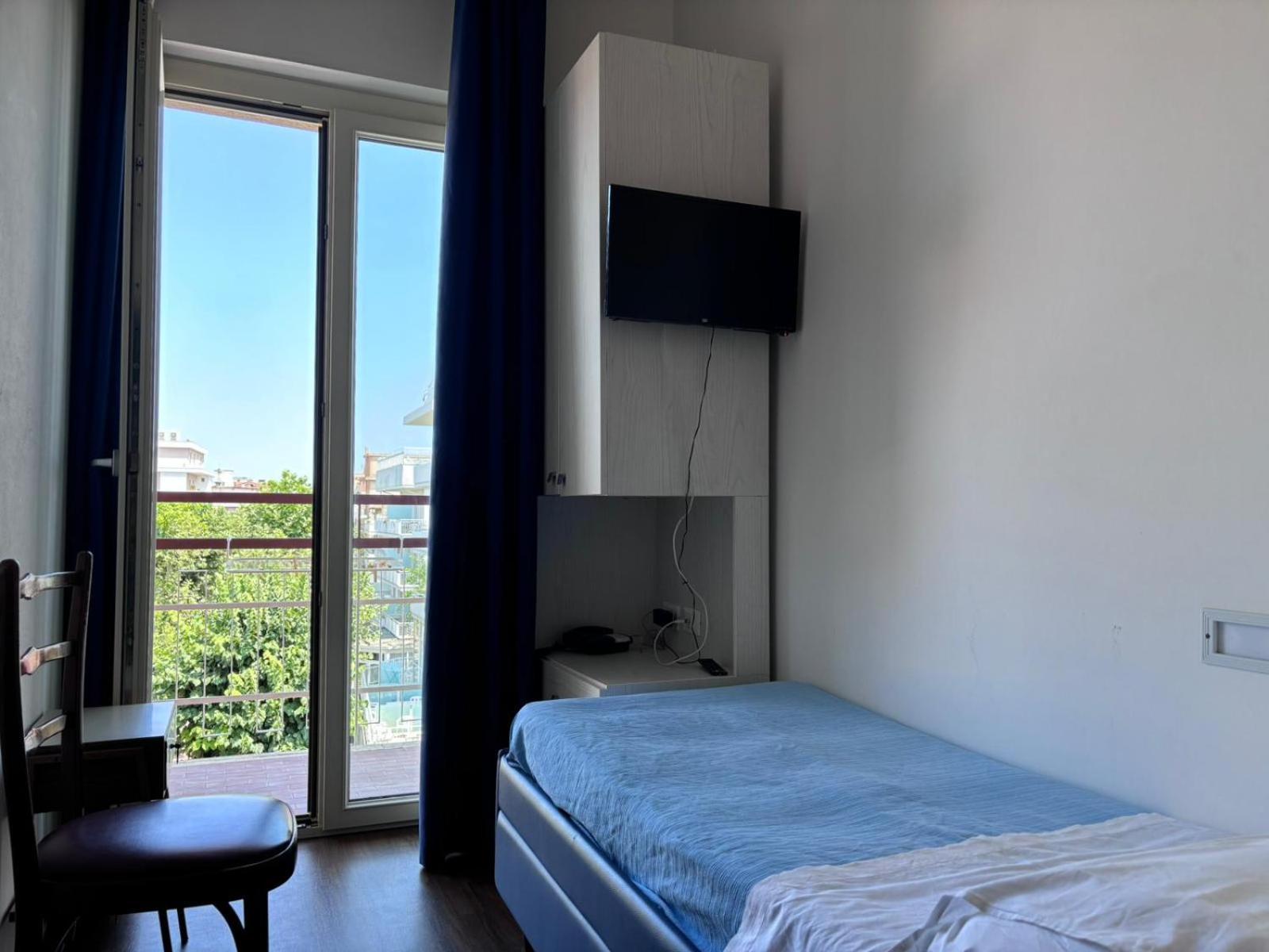 Hotel Belfiore Misano Adriatico Camera foto