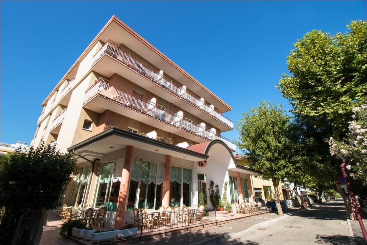 Hotel Belfiore Misano Adriatico Esterno foto