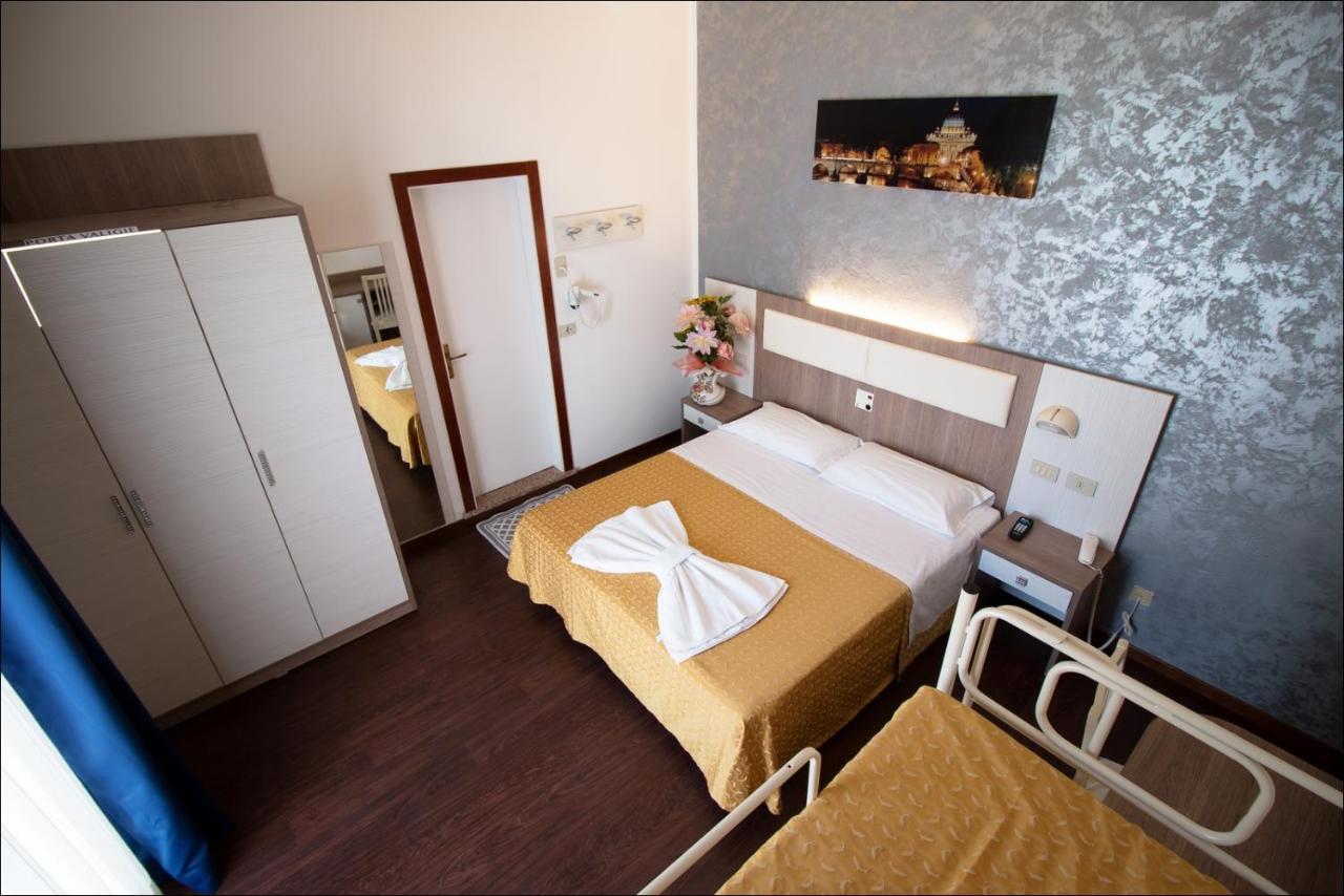 Hotel Belfiore Misano Adriatico Esterno foto