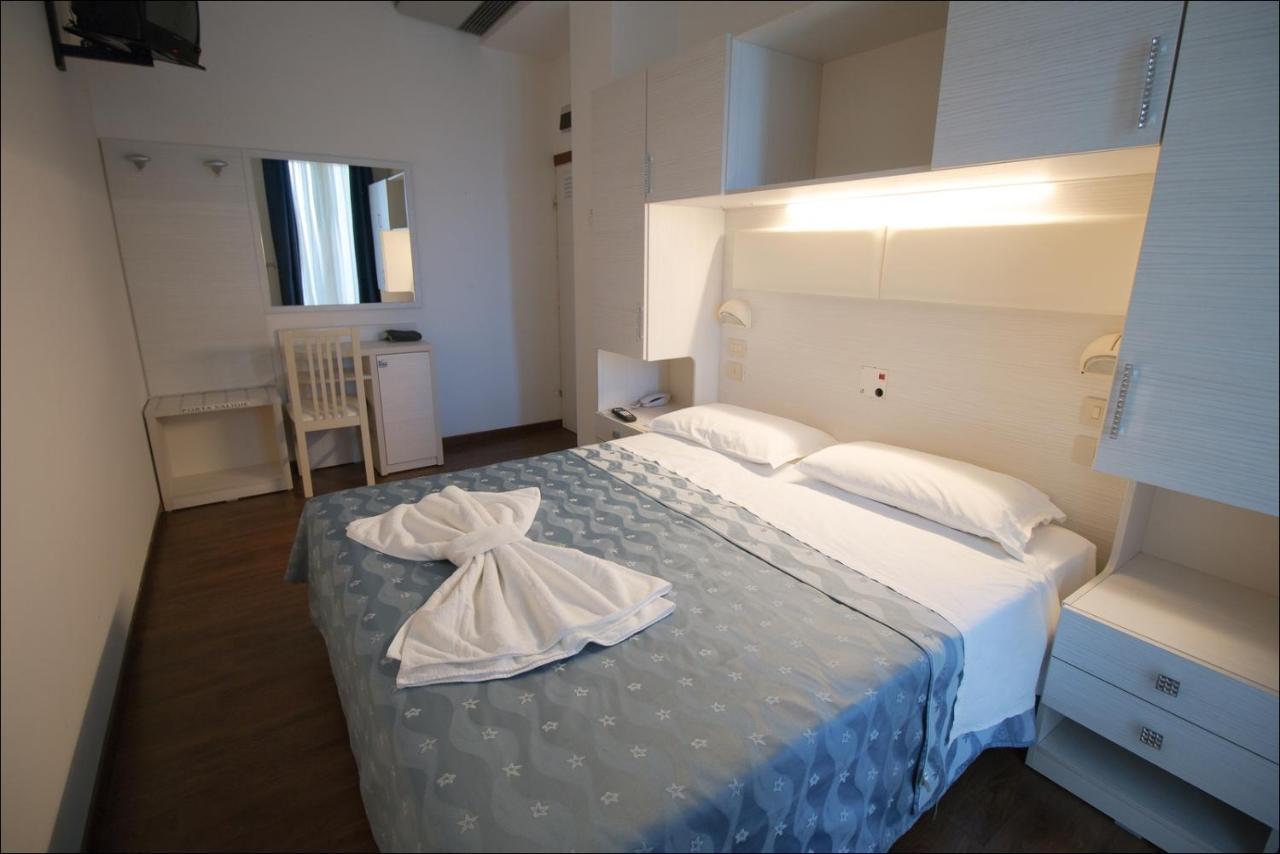 Hotel Belfiore Misano Adriatico Esterno foto