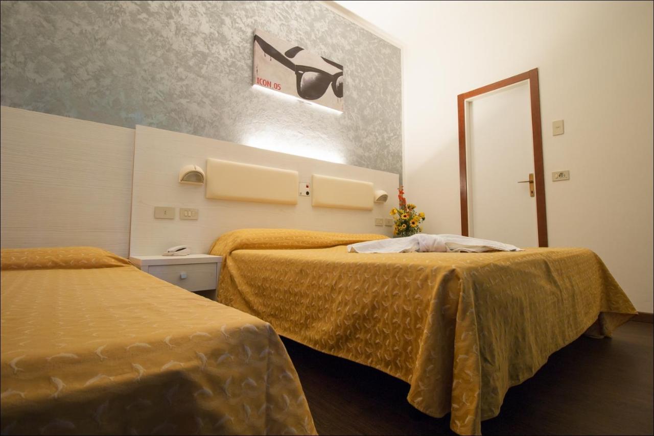Hotel Belfiore Misano Adriatico Esterno foto